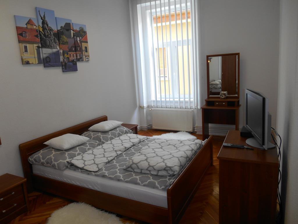 Ferienwohnung Akos Apartman Erlau Exterior foto